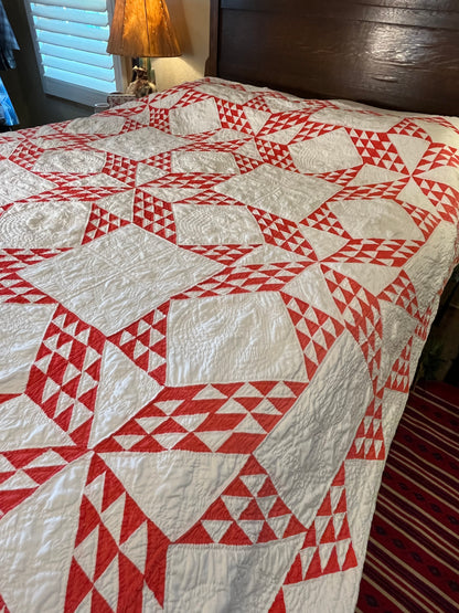 Star of Triangles Quilt with Border
