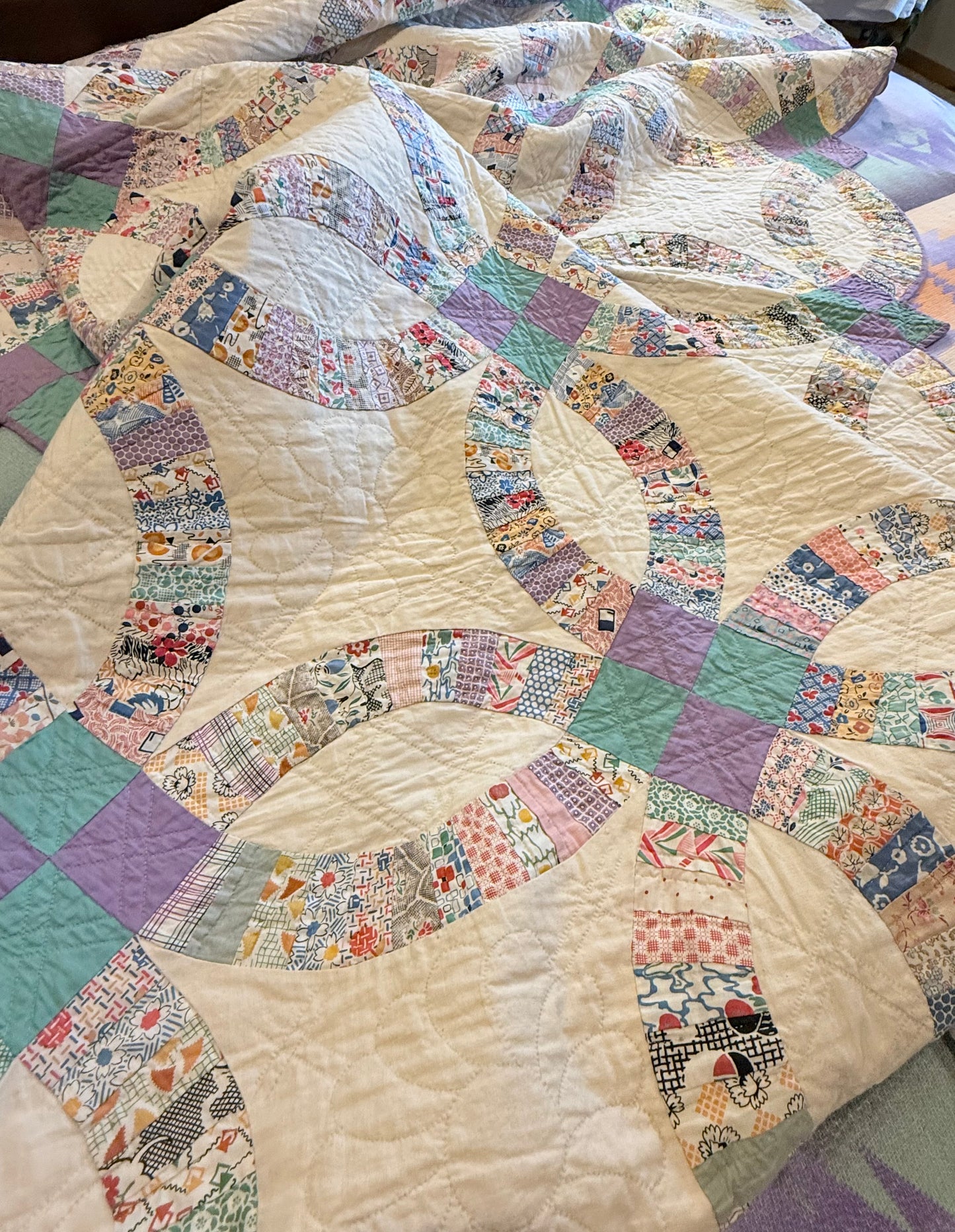 Double Wedding Ring Quilt  1930’s