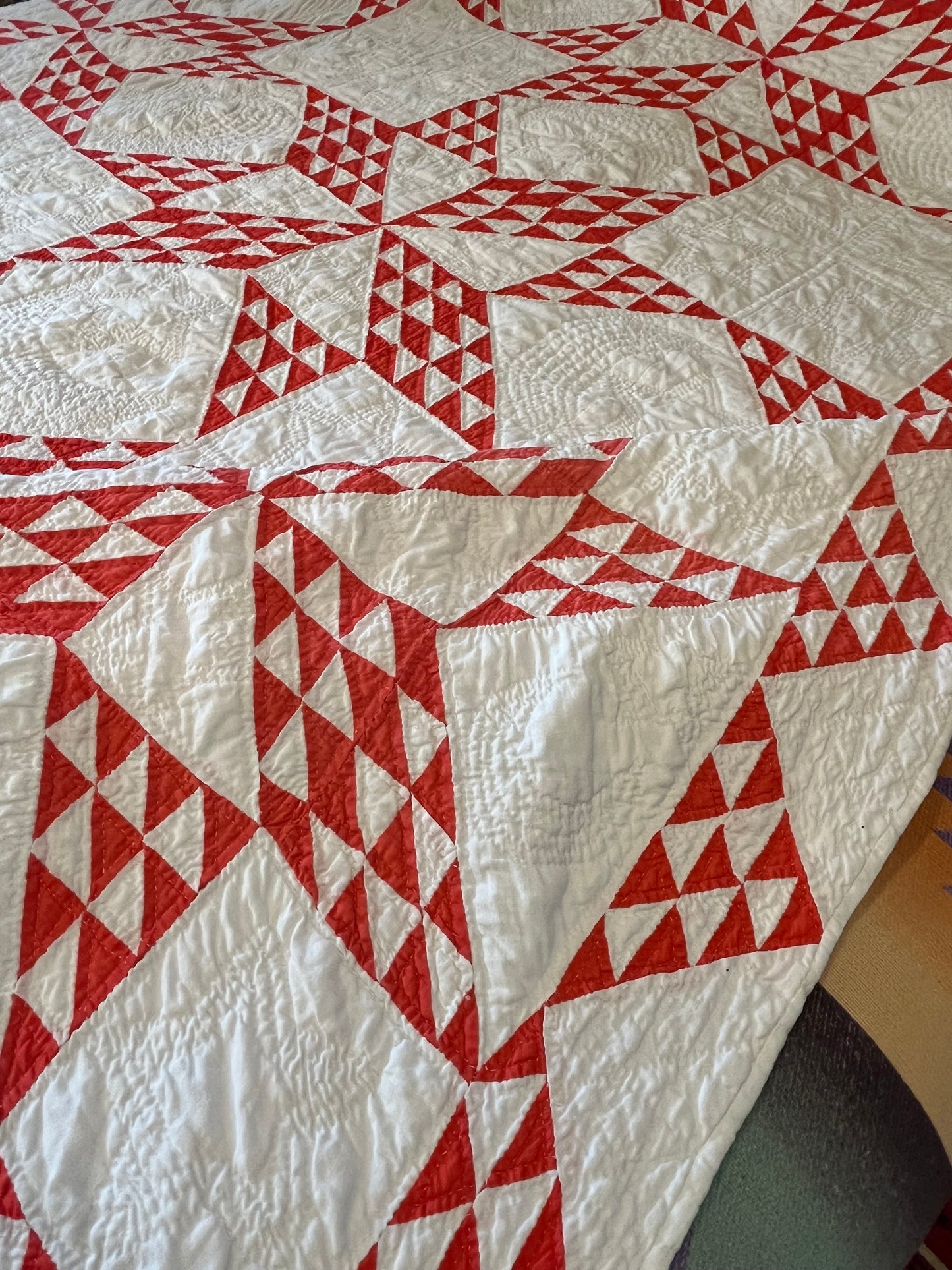 Star of Triangles Quilt with Border