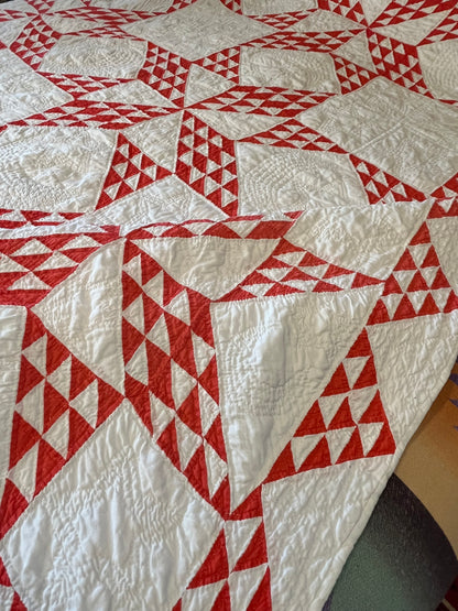 Star of Triangles Quilt with Border
