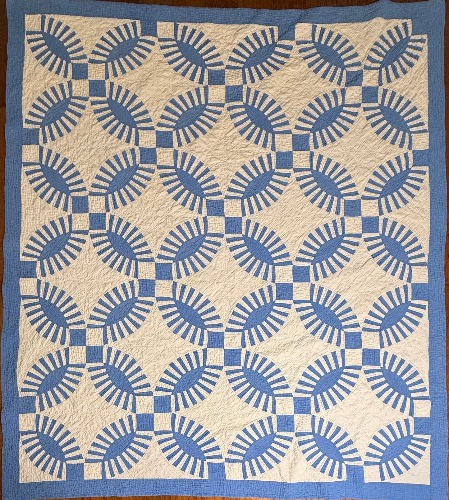 Stunning Wedding Ring Quilt