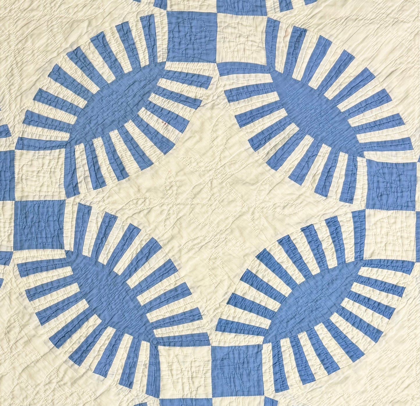 Stunning Wedding Ring Quilt