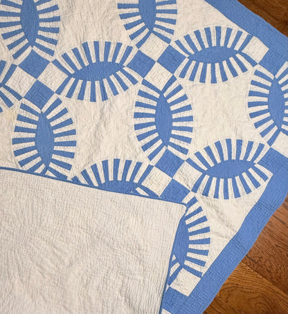 Stunning Wedding Ring Quilt