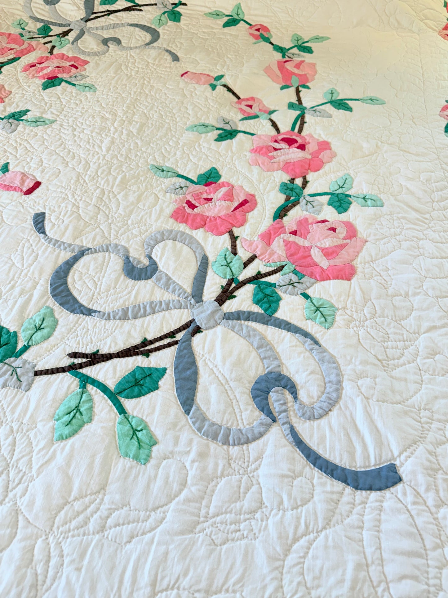 Dated American Beauty Bouquet Applique  Quilt