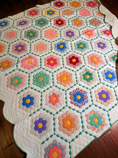 Outstanding Flower Garden with Diamond  Trail Quilt
