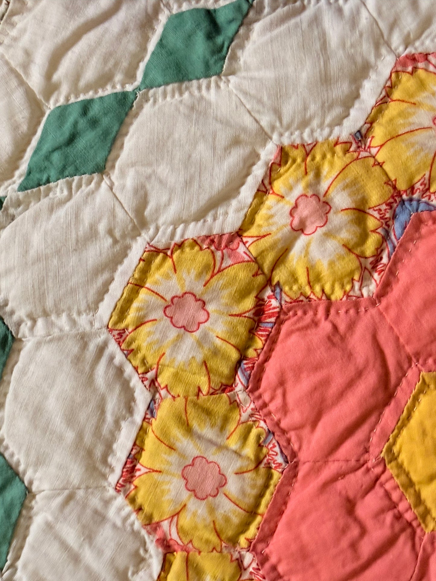 Outstanding Flower Garden with Diamond  Trail Quilt