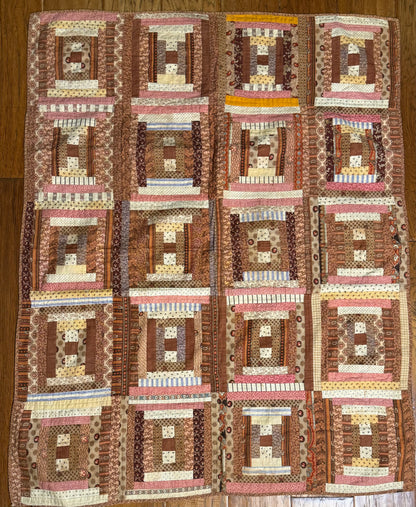 Courthouse Steps Log Cabin Crib Quilt