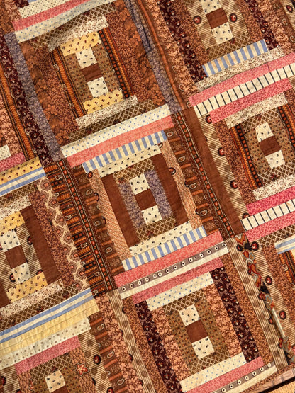 Courthouse Steps Log Cabin Crib Quilt