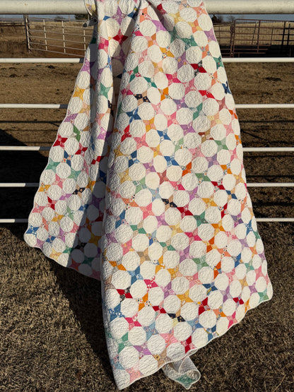 Kite / Periwinkle Small Scale Quilt