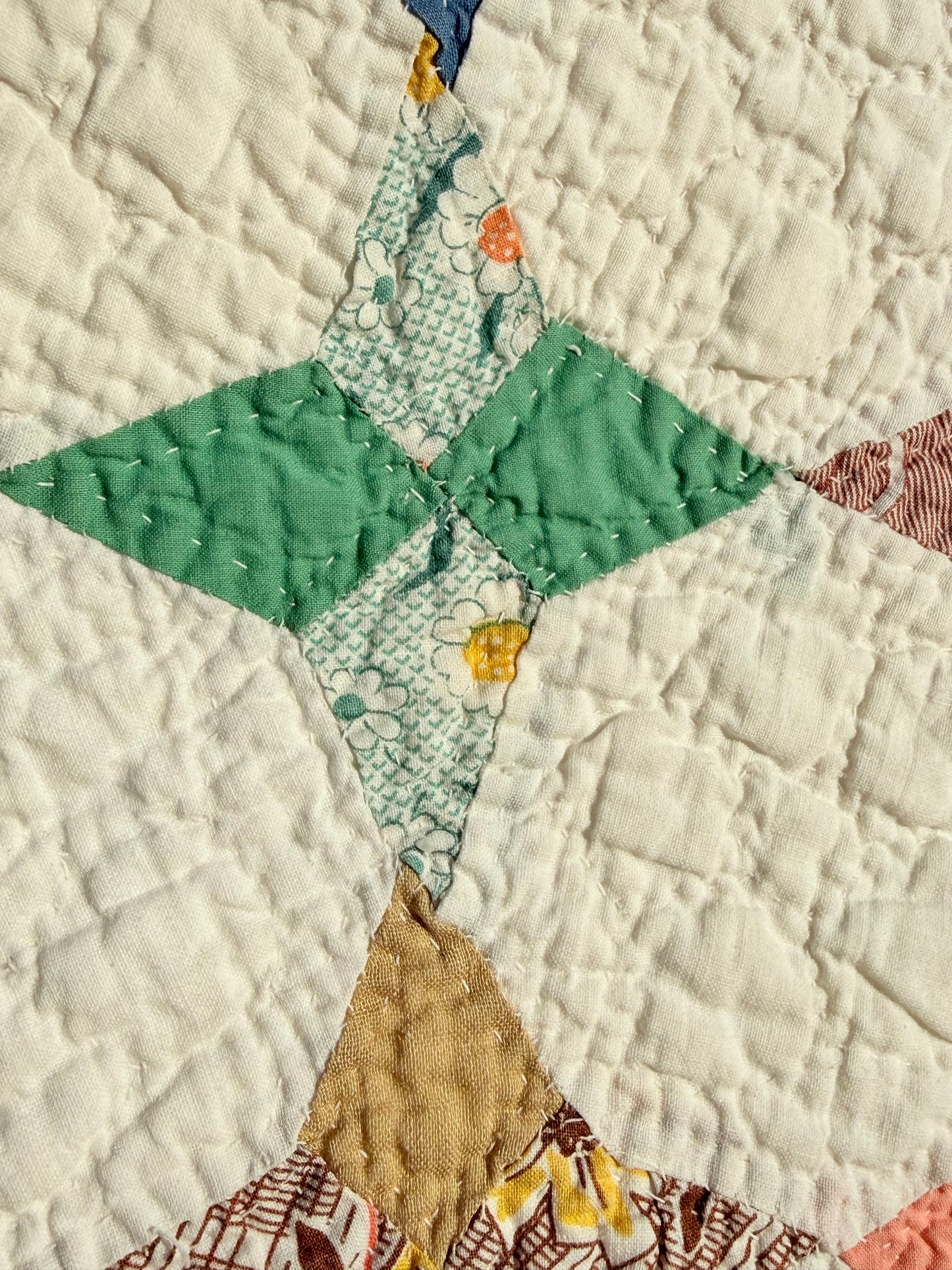 Kite / Periwinkle Small Scale Quilt