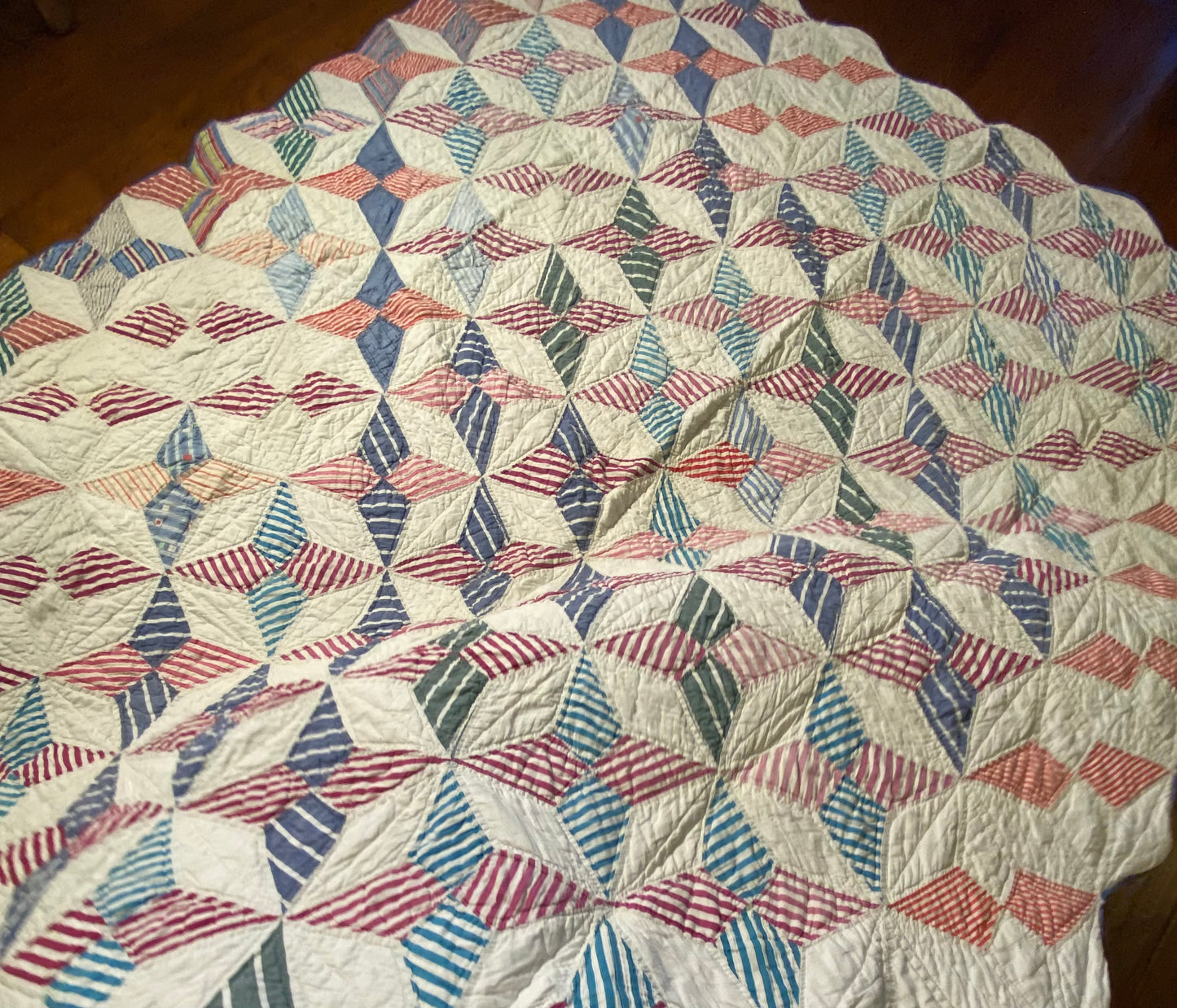 Charming 4 Point Touching Stars Quilt