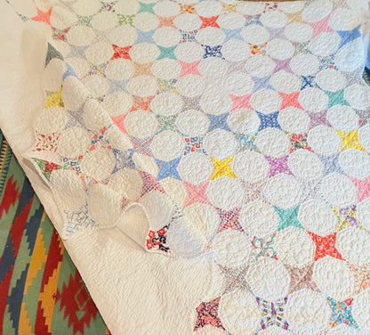 Happy Small Scale Snowball Quilt