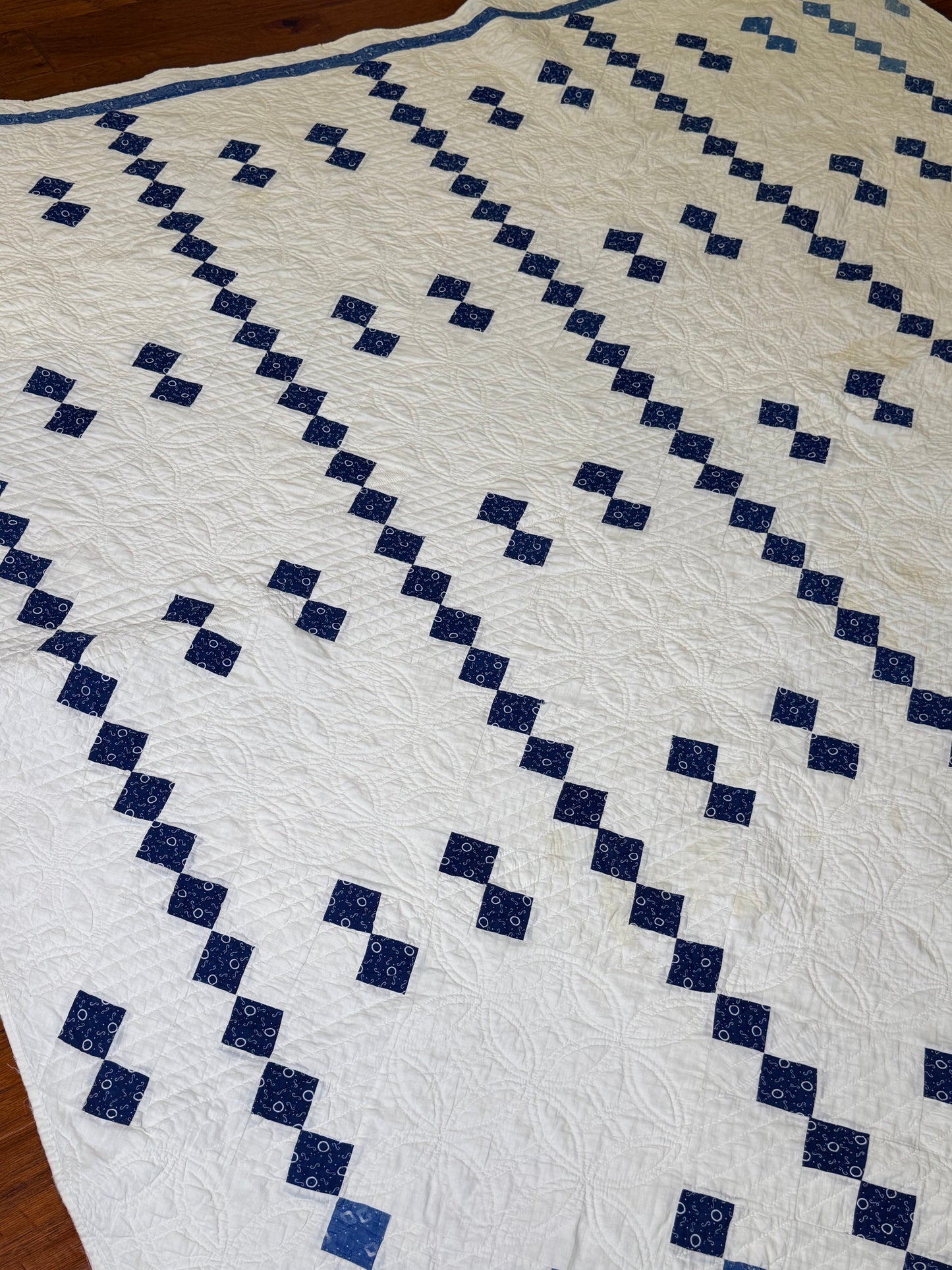 Early Indigo 9 Patch 4 Patch Quilt