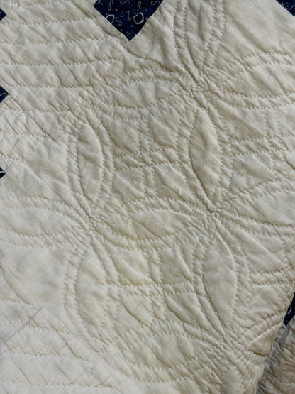 Early Indigo 9 Patch 4 Patch Quilt