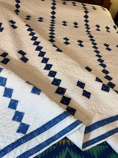 Early Indigo 9 Patch 4 Patch Quilt