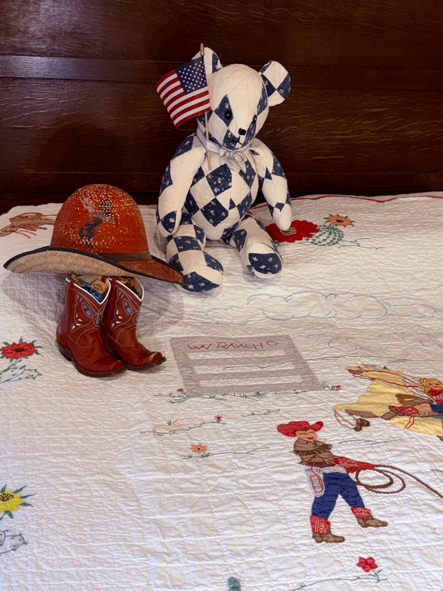 Little Mavericks Western Pictorial Cowgirl/ Cowboy  Vintage Quilt