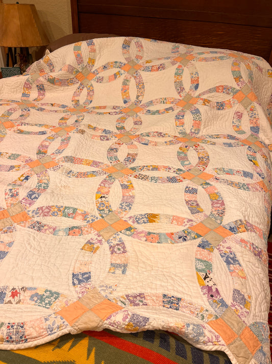Double Wedding Ring Quilt