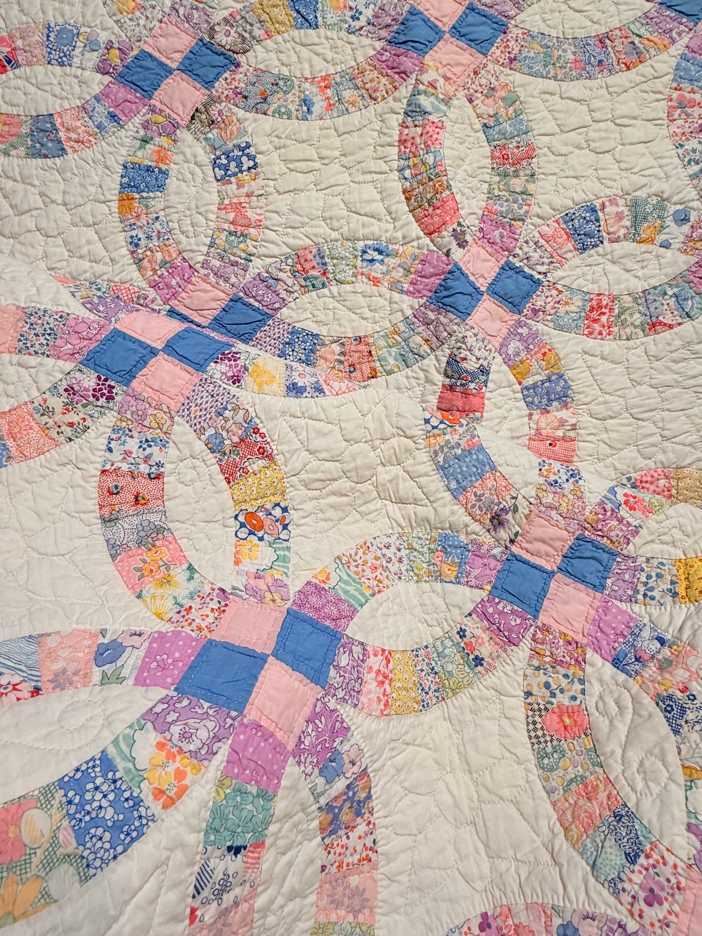 Smaller Scale Double Wedding Ring Quilt- Dated / Initials