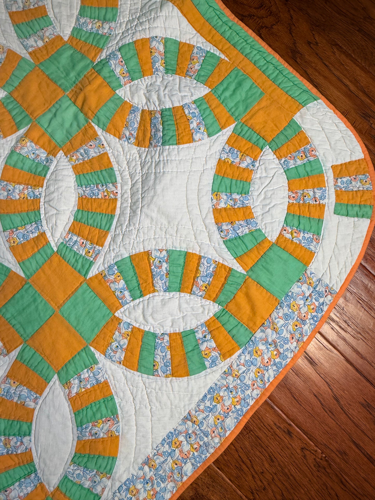 Unique Double Wedding Ring Qult-Color