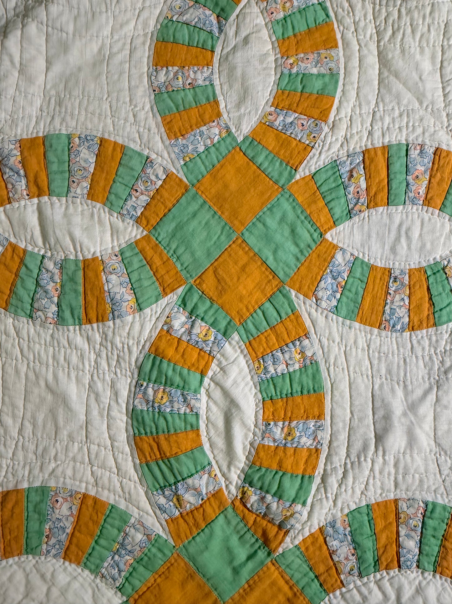 Unique Double Wedding Ring Qult-Color