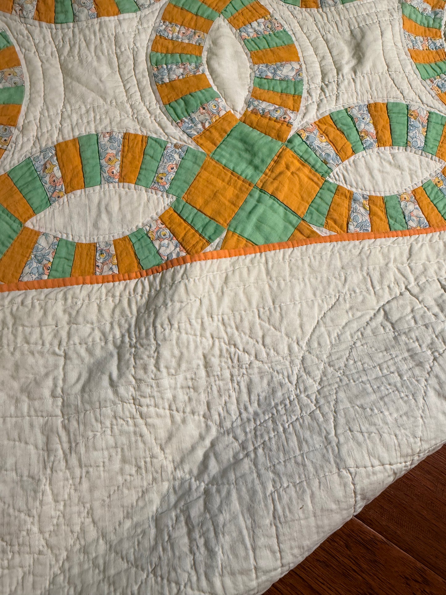 Unique Double Wedding Ring Qult-Color