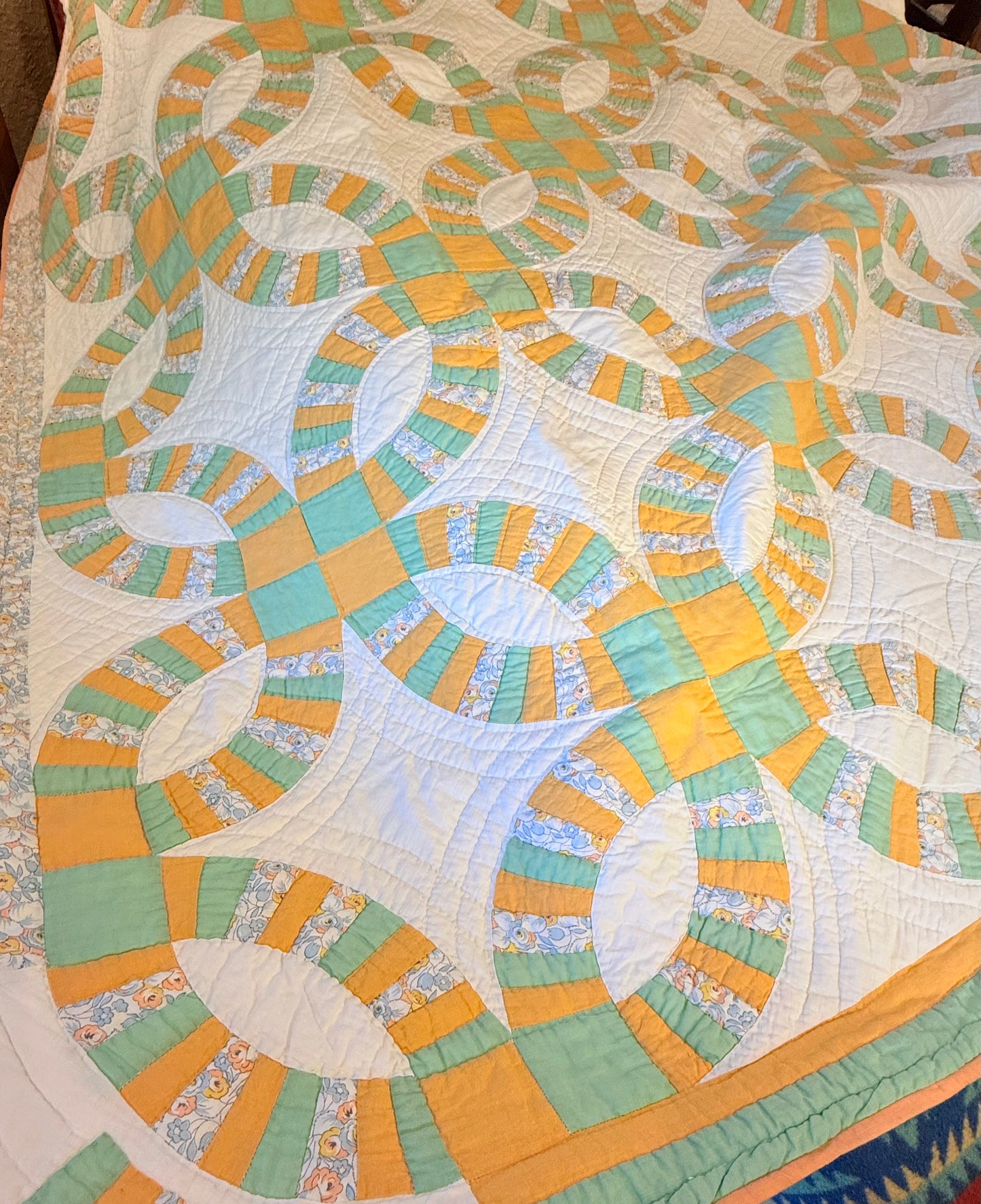 Unique Double Wedding Ring Qult-Color