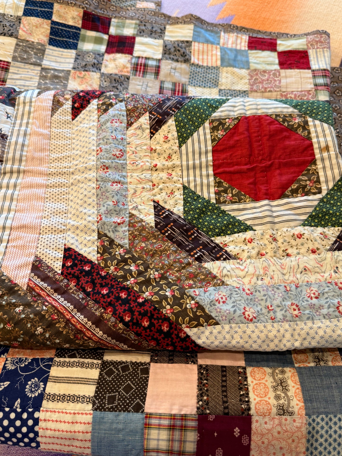 Pineapple Windmill Blades Medallion with Patchwork Quilt