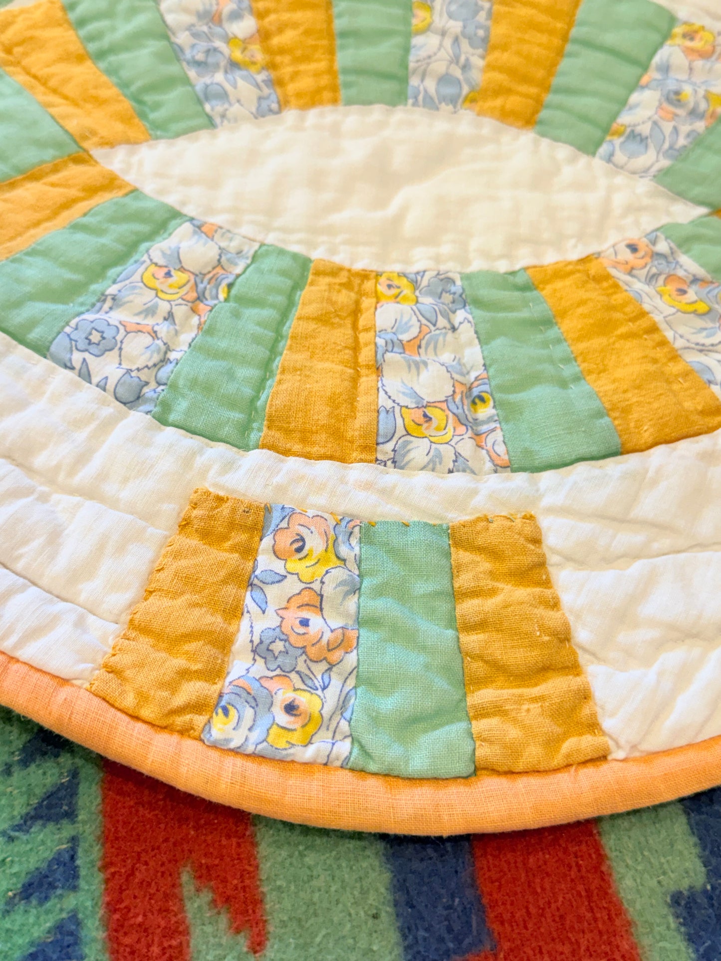 Unique Double Wedding Ring Qult-Color