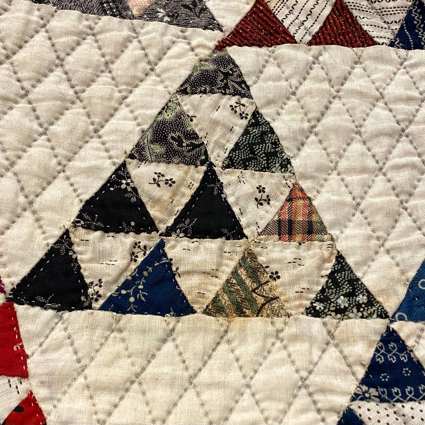 Thousand Pyramids Quilt