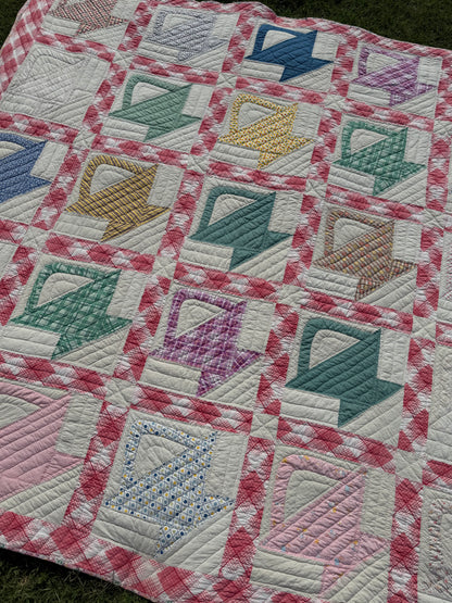 Charming  Picnic Basket Quilt