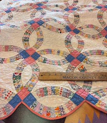 Small Pieced Double Wedding Ring Quilt