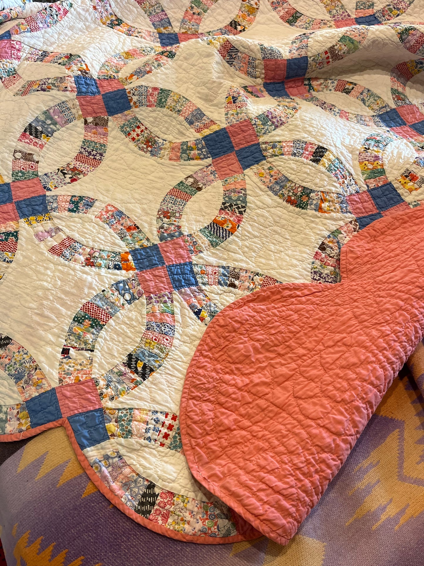 Small Pieced Double Wedding Ring Quilt