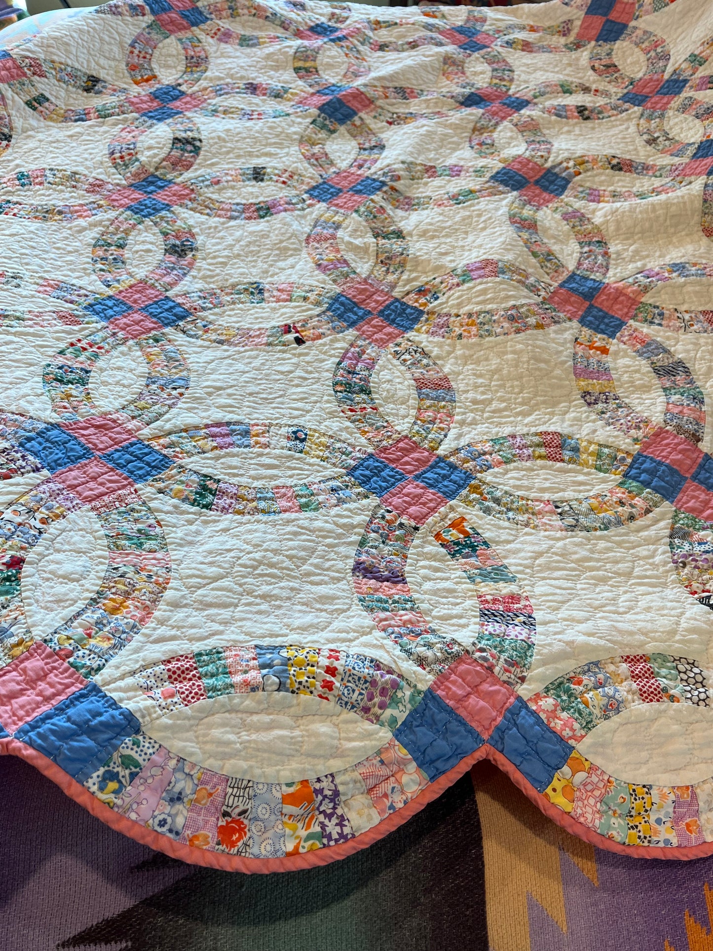 Small Pieced Double Wedding Ring Quilt