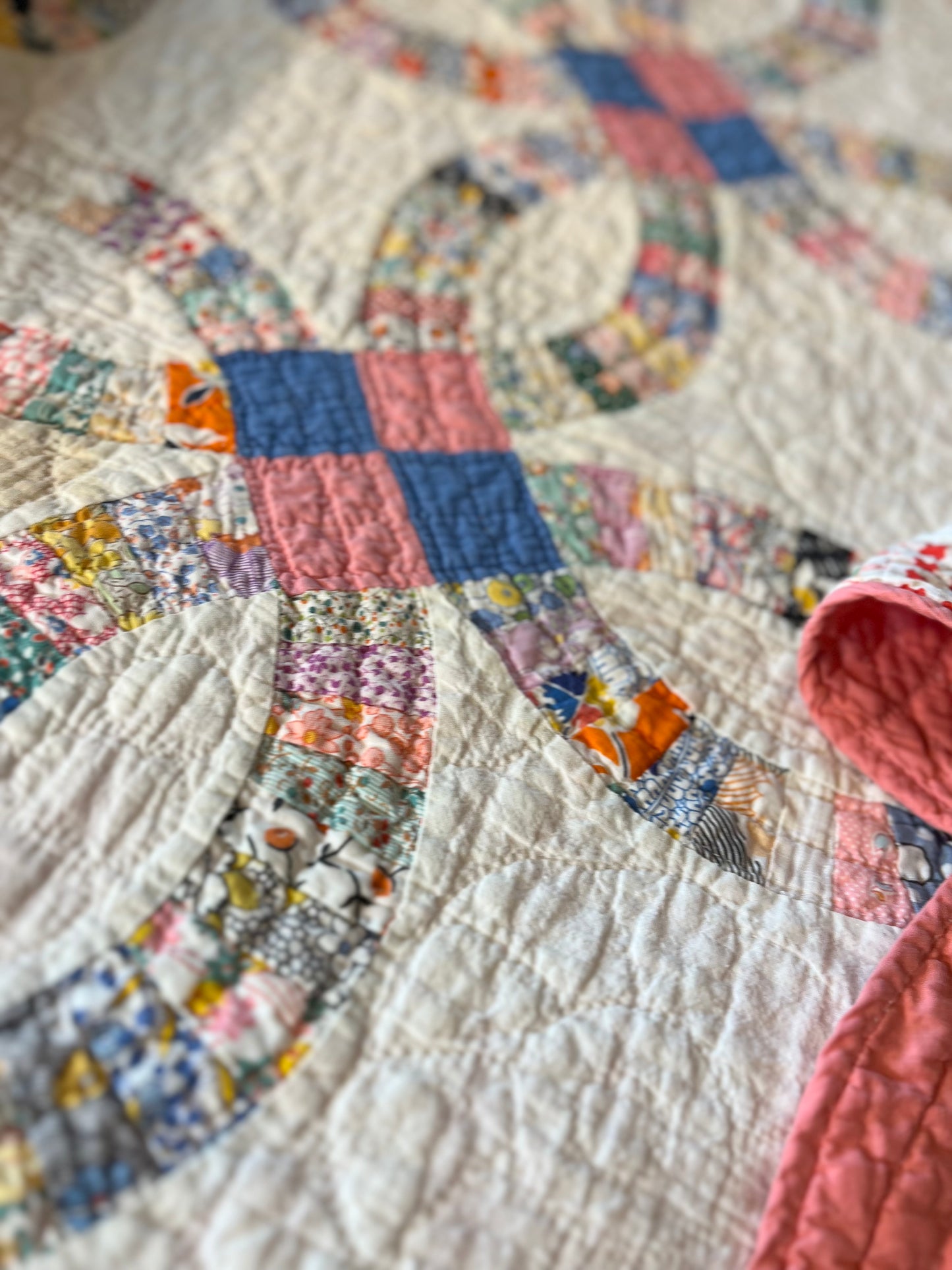 Small Pieced Double Wedding Ring Quilt