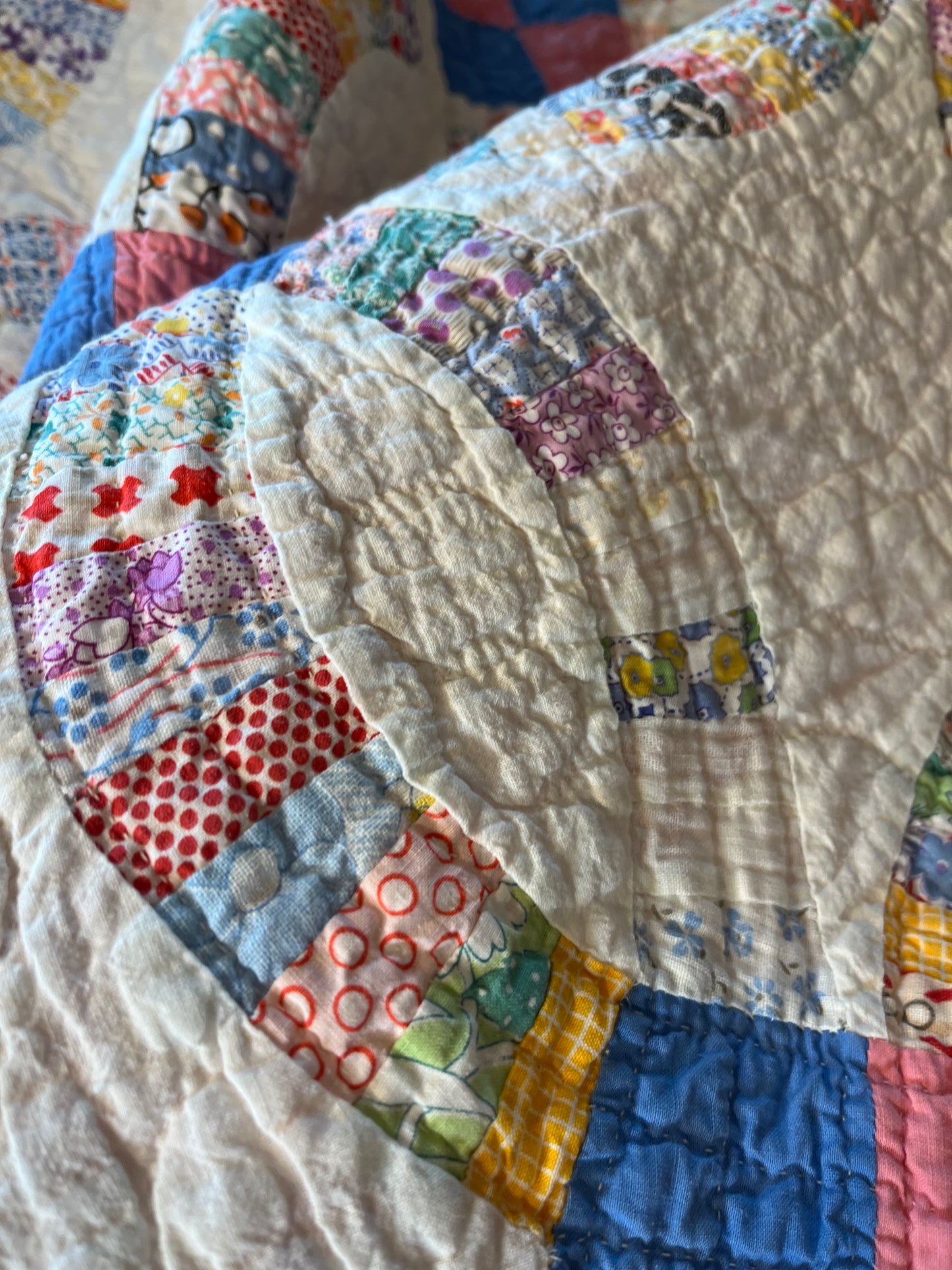 Small Pieced Double Wedding Ring Quilt