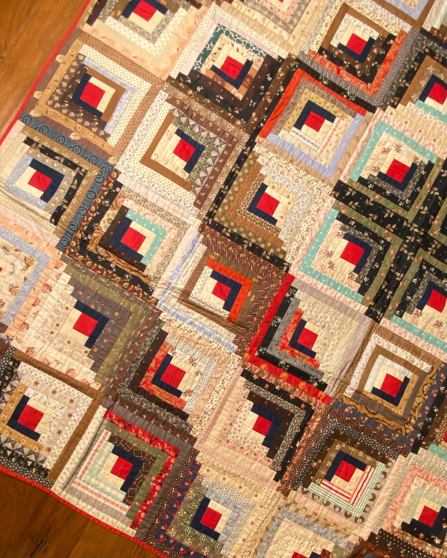 Barn Raising Log Cabin Quilt