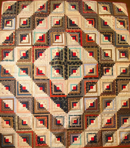 Barn Raising Log Cabin Quilt