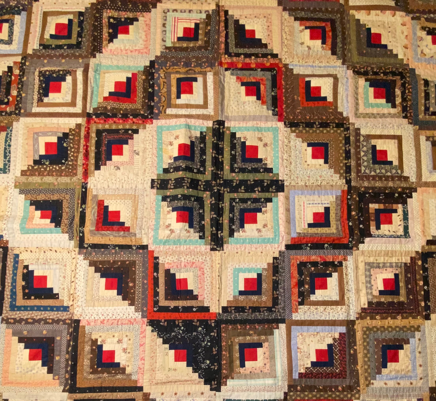 Barn Raising Log Cabin Quilt