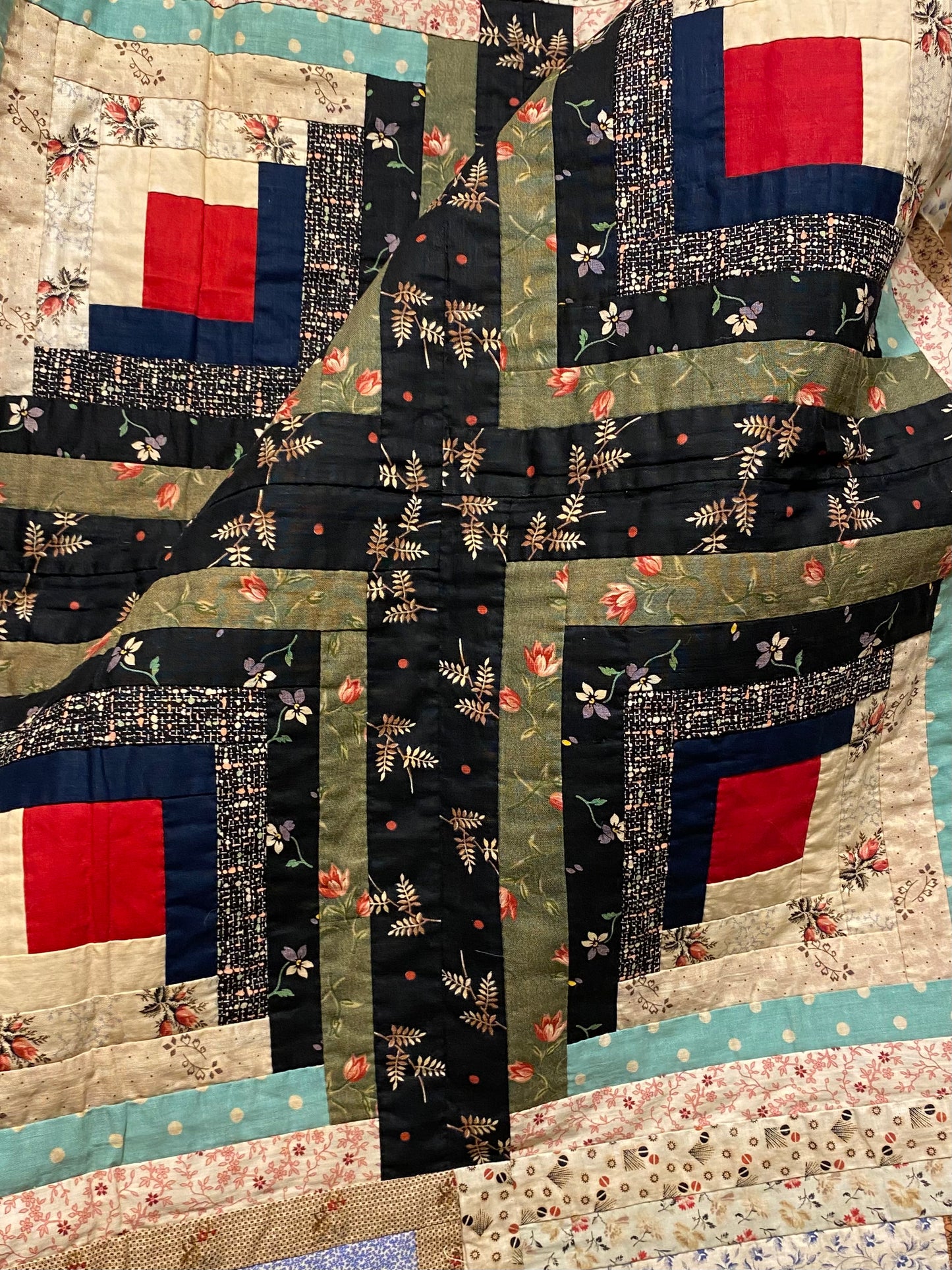 Barn Raising Log Cabin Quilt