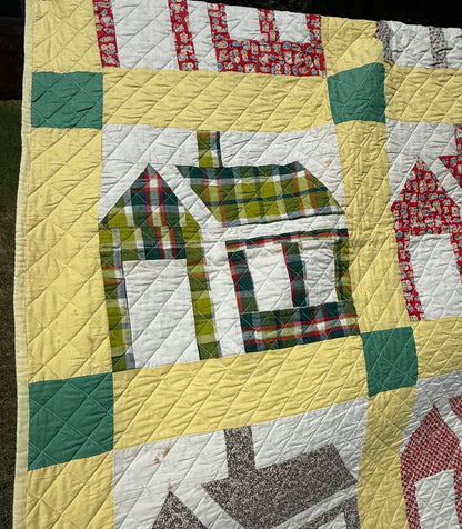 Outstanding 1950’s Schoolhouse Quilt