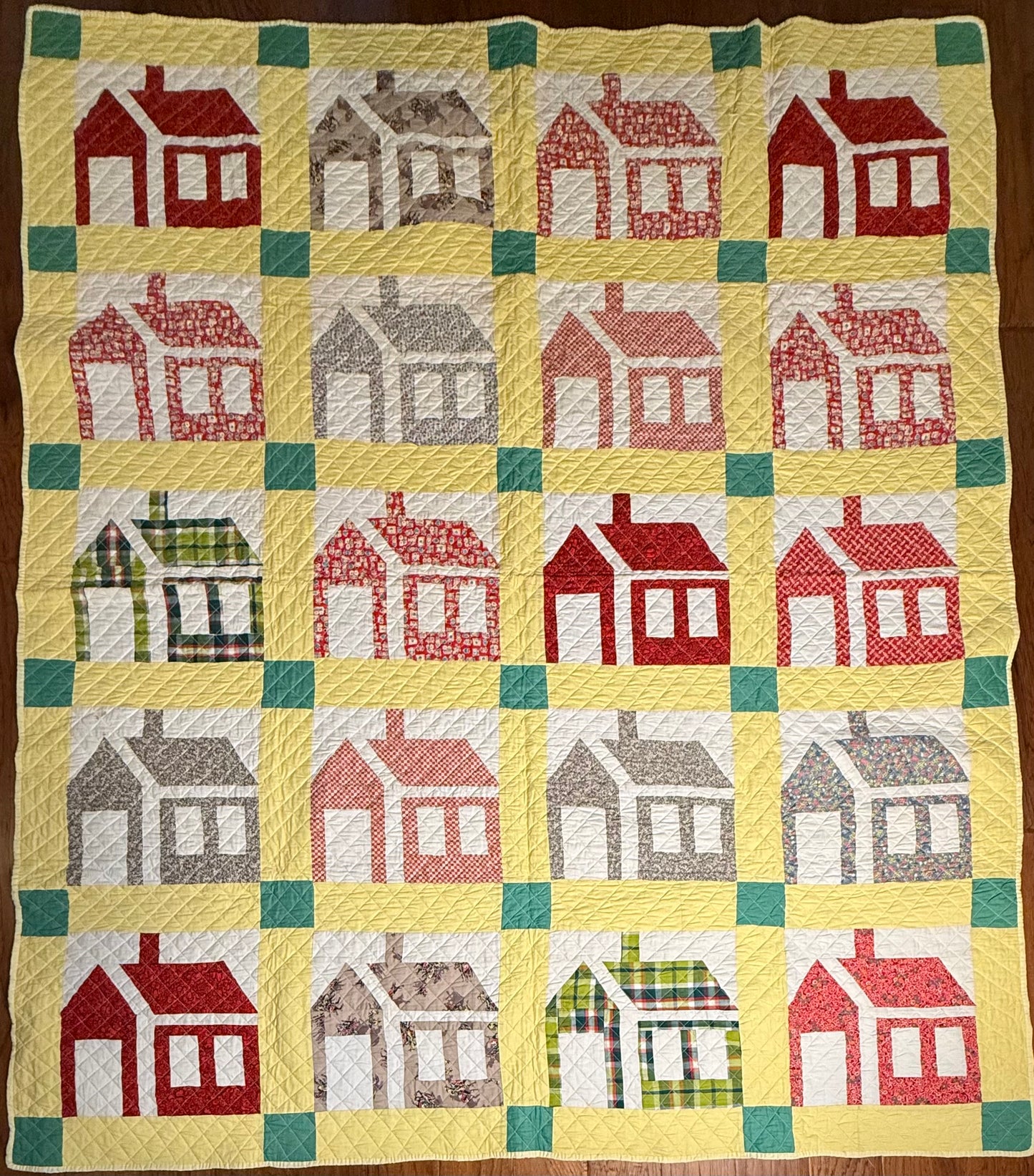Outstanding 1950’s Schoolhouse Quilt