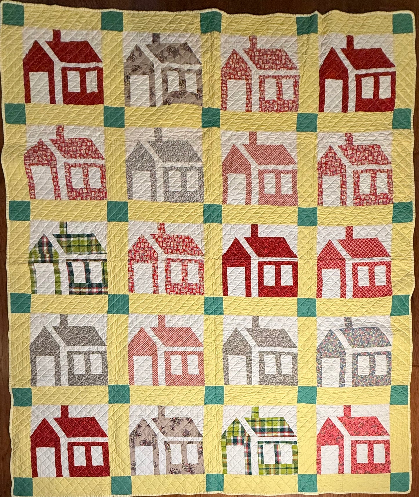 Outstanding 1950’s Schoolhouse Quilt