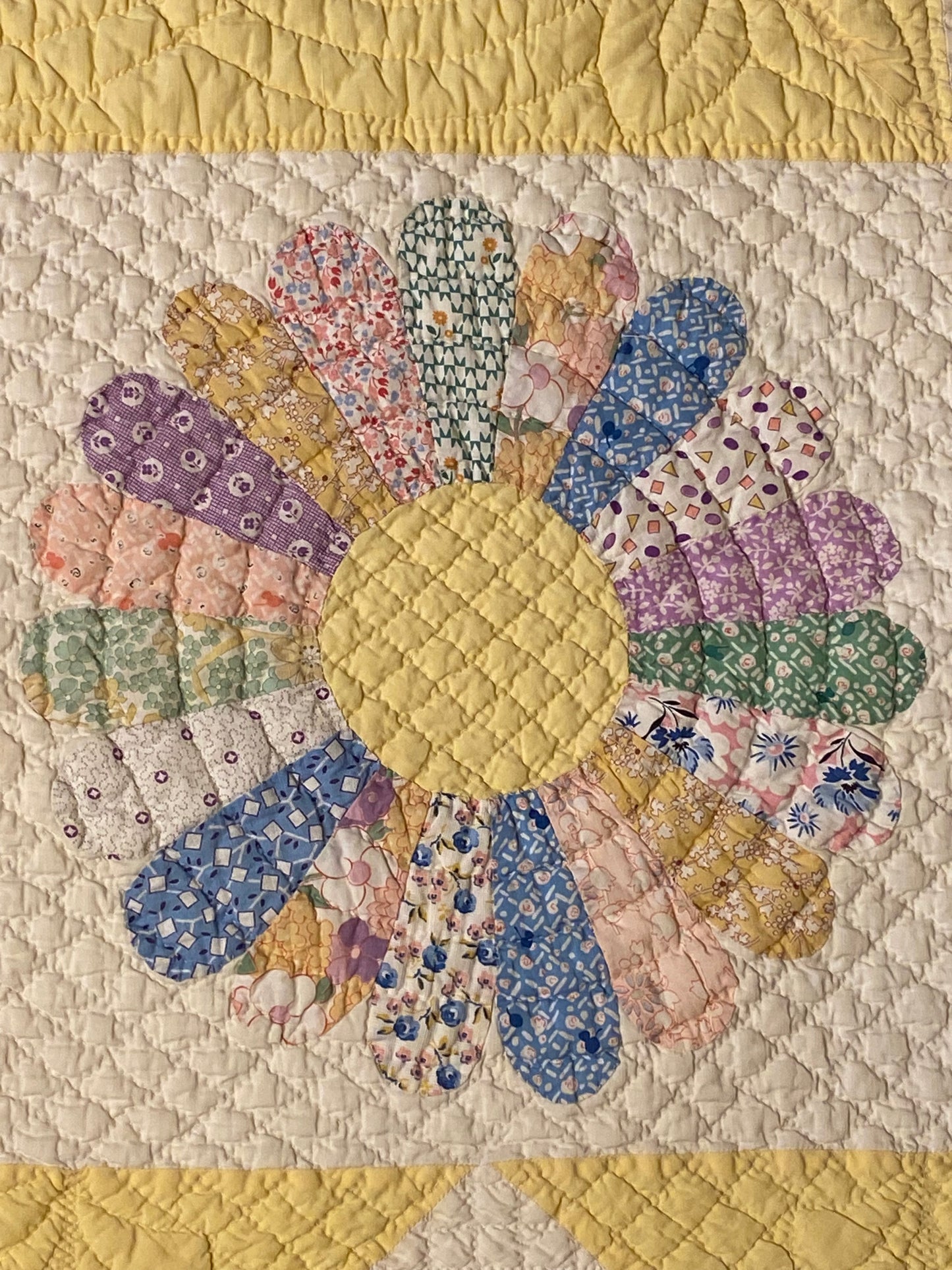 Dresden Plate Quilt - Sold