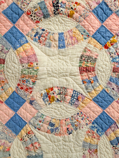 Double Wedding Ring Quilt