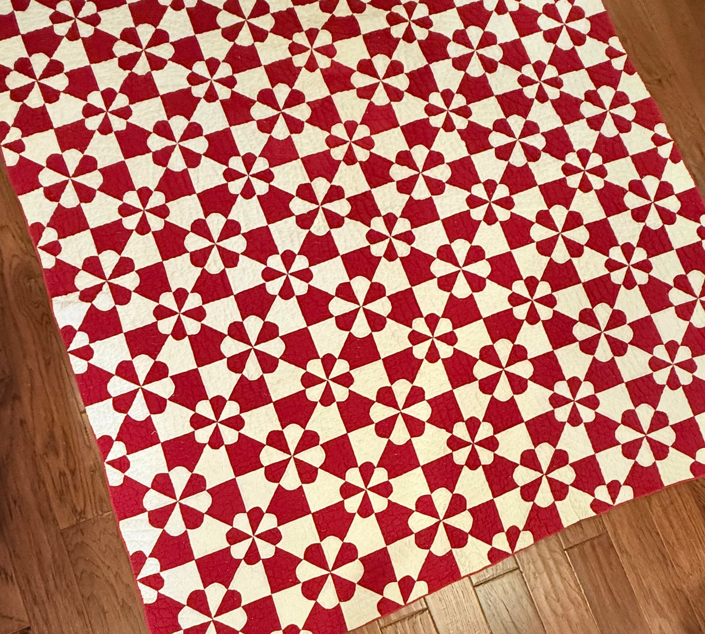 Red and White Hearts and Gizzards Quilt