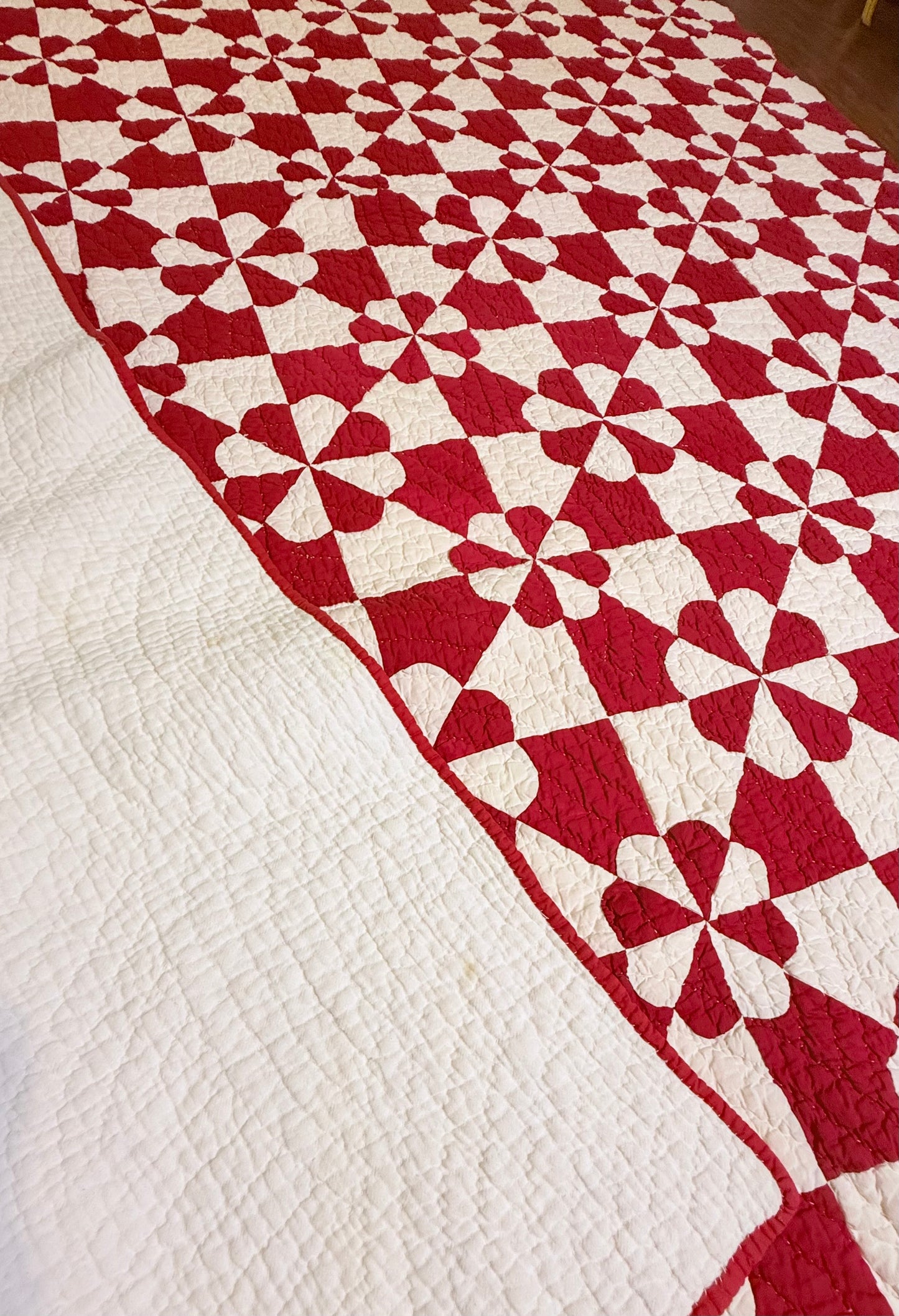 Red and White Hearts and Gizzards Quilt