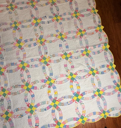 Classic Double Wedding Ring Patchwork Quilt