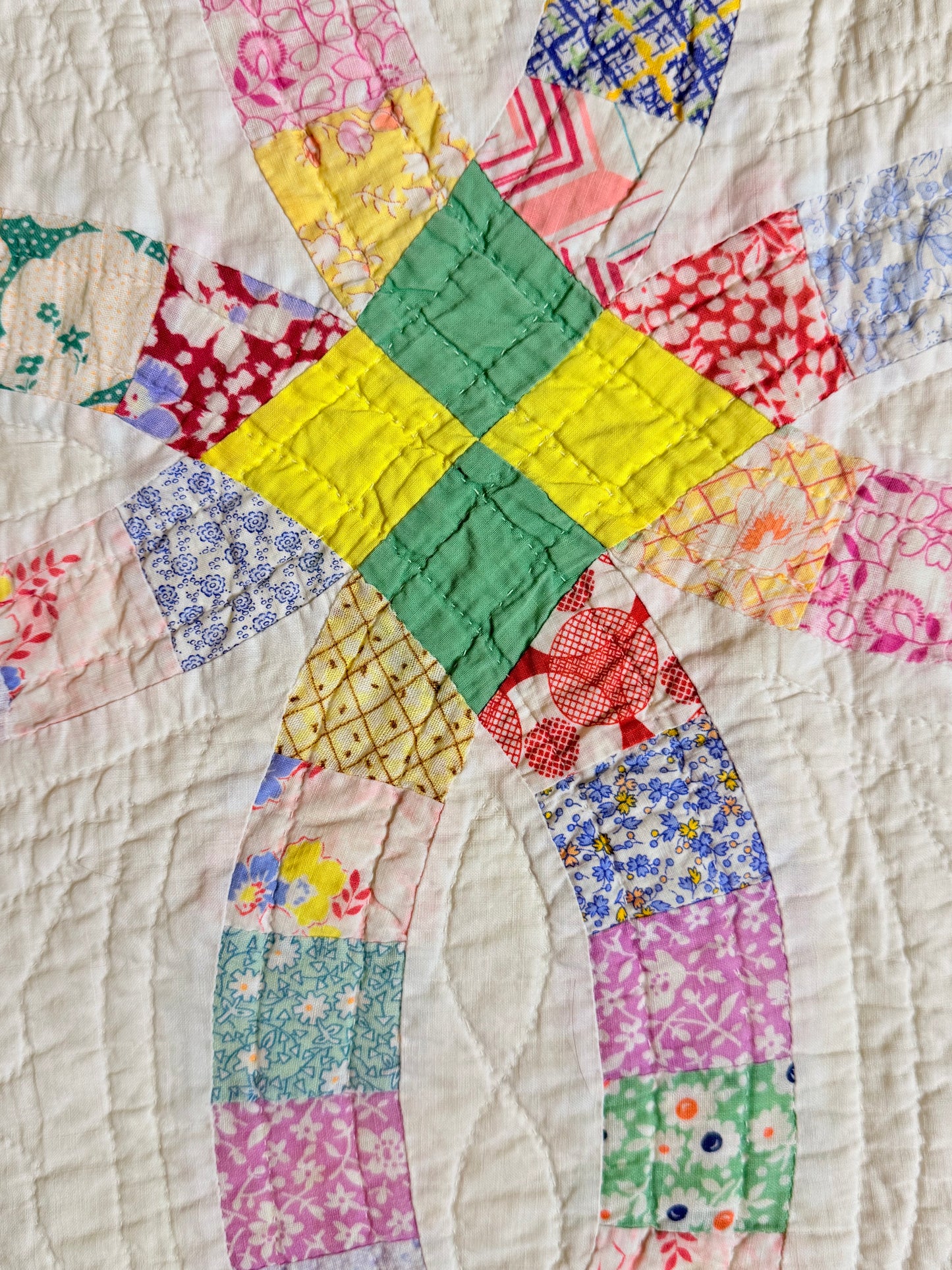 Classic Double Wedding Ring Patchwork Quilt