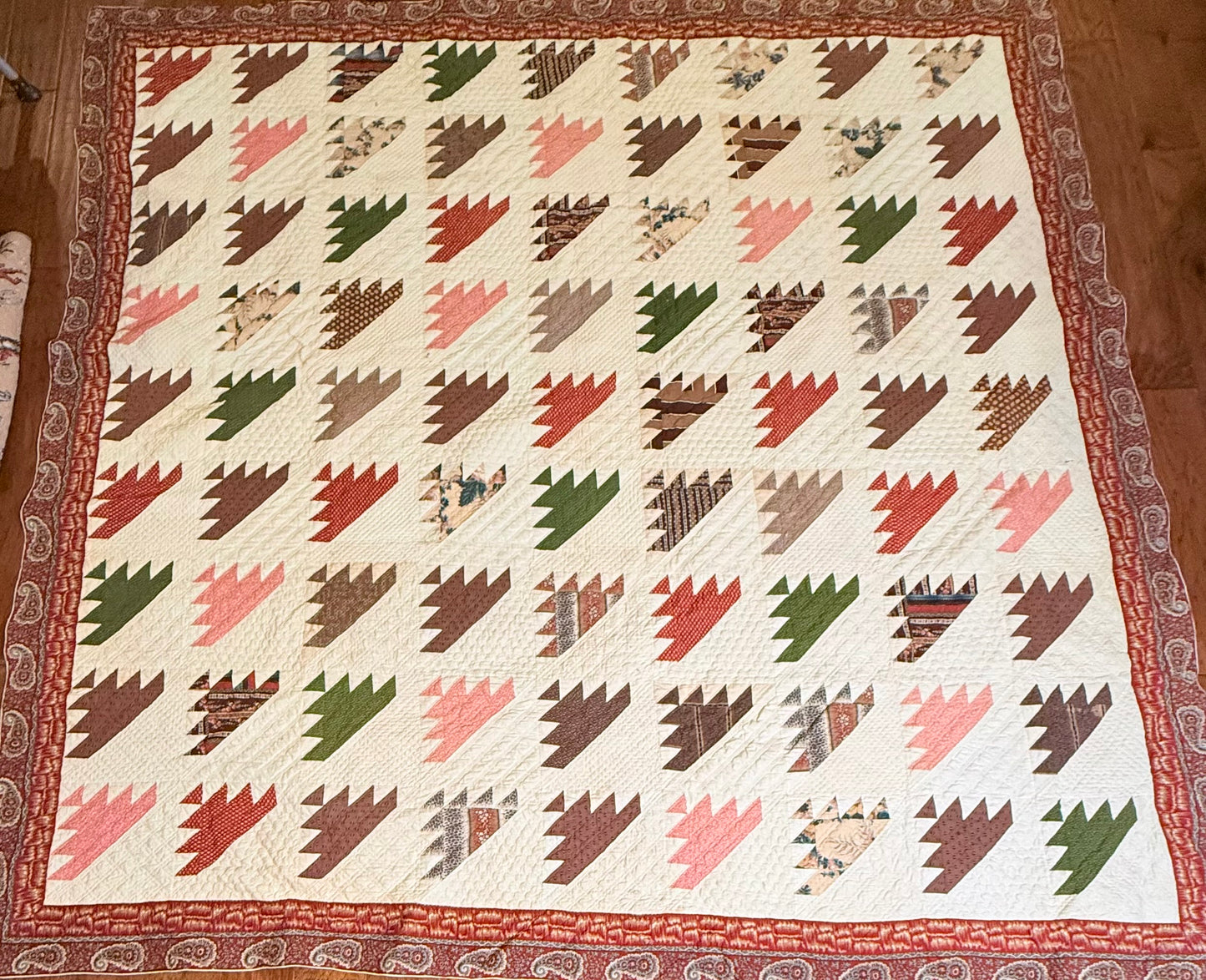 Lost Ships Early Quilt with Stunning Border