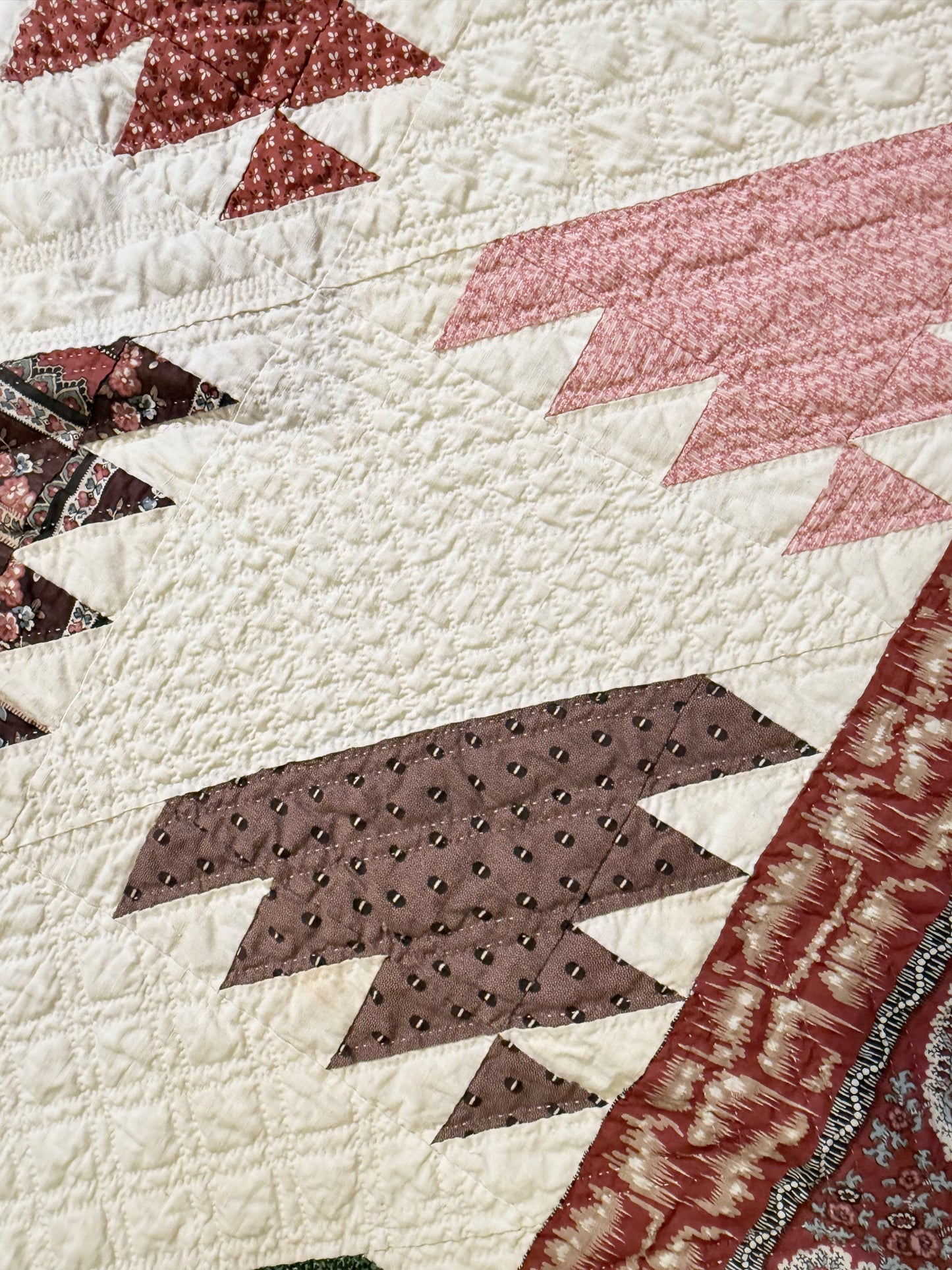 Lost Ships Early Quilt with Stunning Border